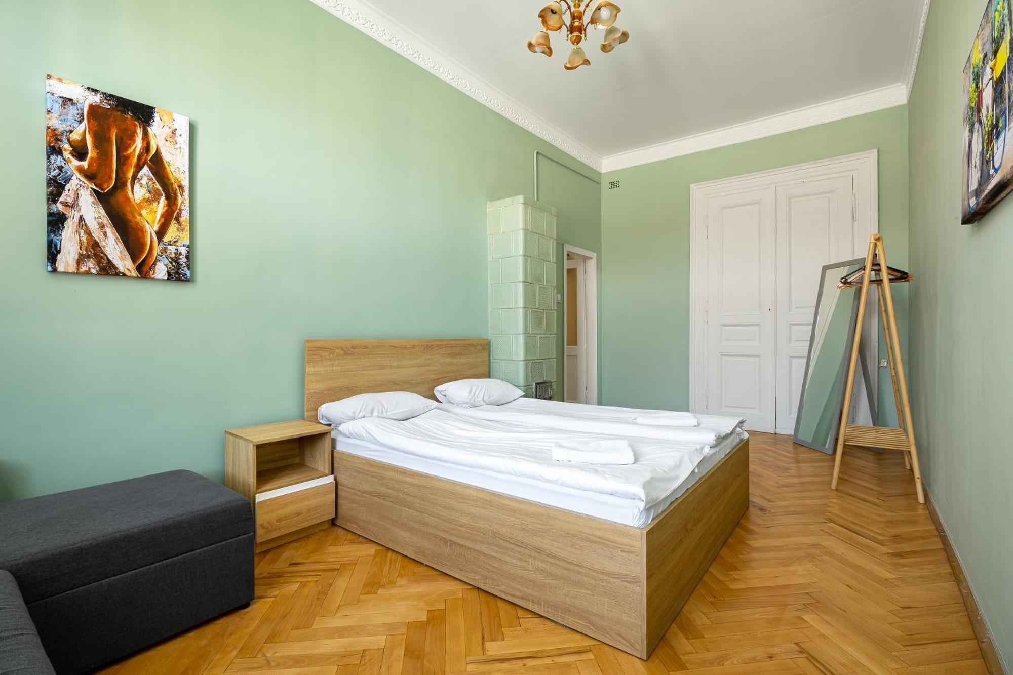 Апартаменти На Коперника Lviv Bagian luar foto